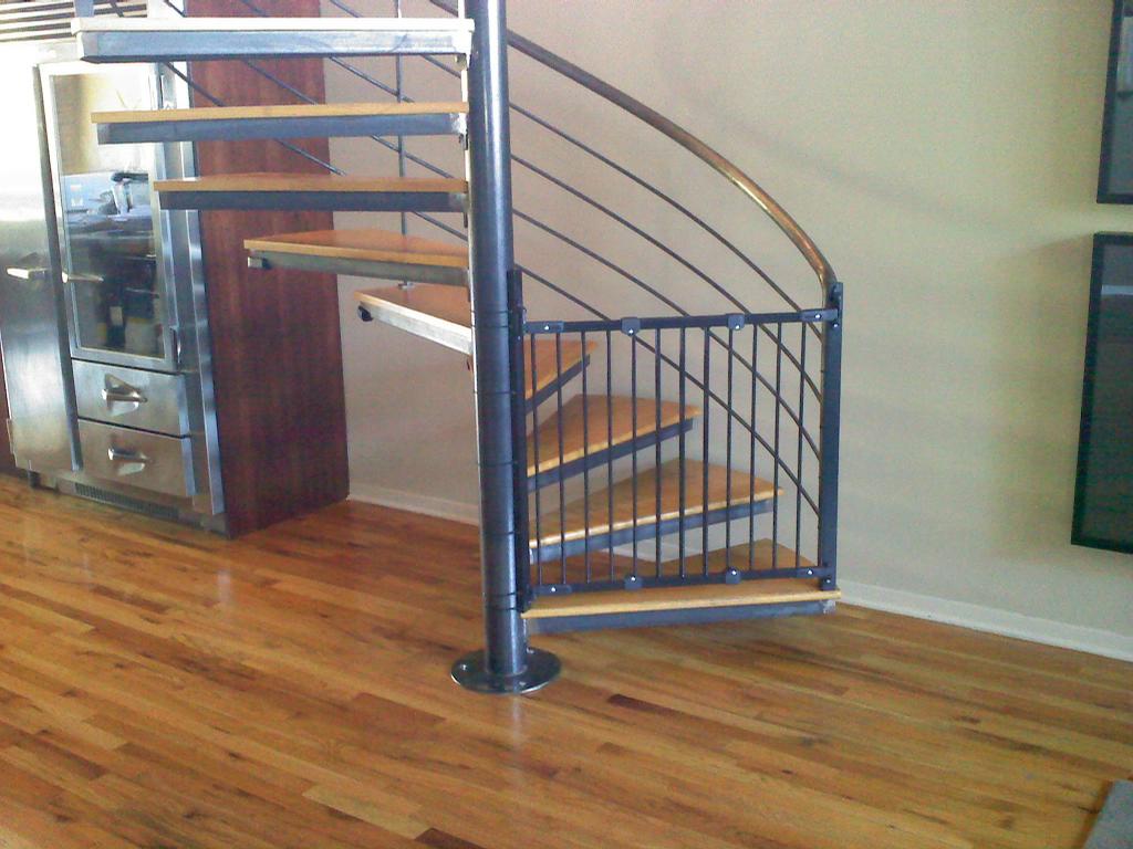gate spiral staircase2 from Safe Baby Boundaries in Chicago, IL 60622